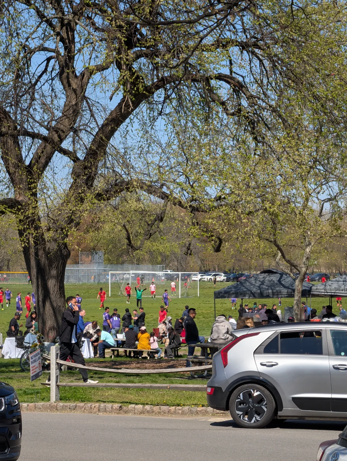 Soccer matches and the Latino market nearby in FDR Park